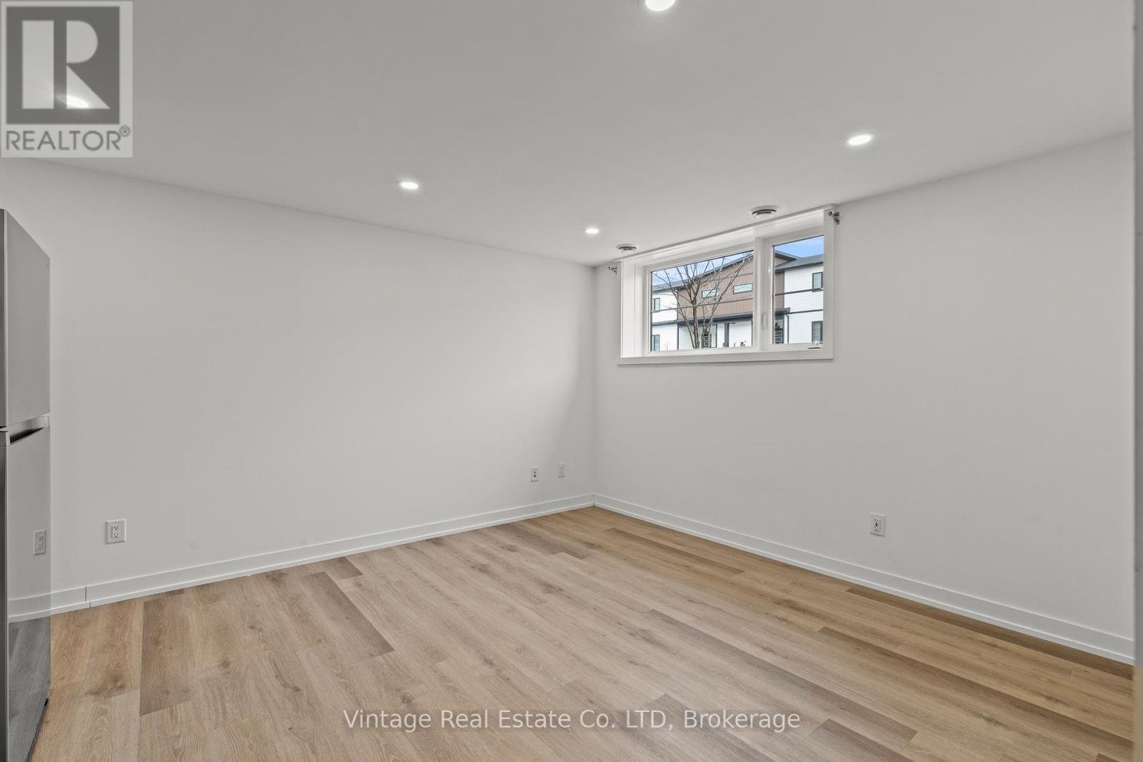 511 - 4263 Fourth Avenue, Niagara Falls, Ontario  L2E 0C2 - Photo 9 - X12698506