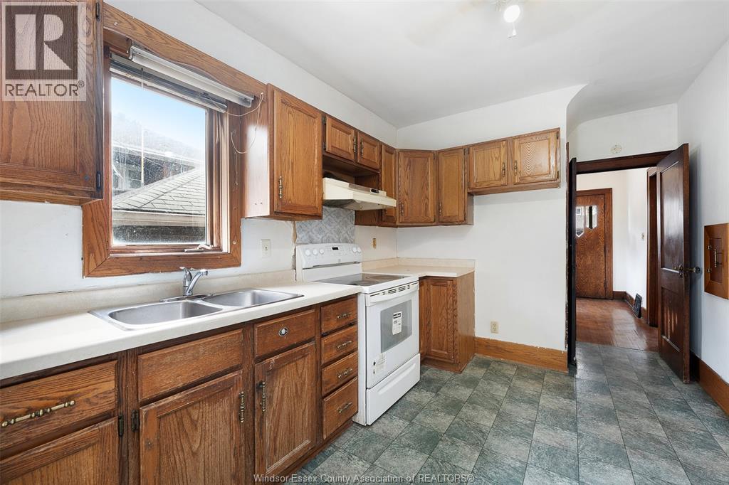 1184 Bruce Avenue, Windsor, Ontario  N9A 4Y4 - Photo 17 - 26001170