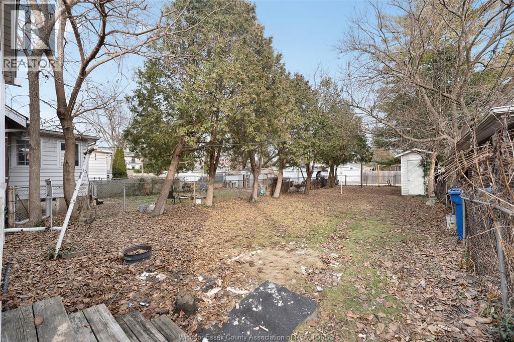 1184 Bruce Avenue, Windsor, Ontario  N9A 4Y4 - Photo 5 - 26001170