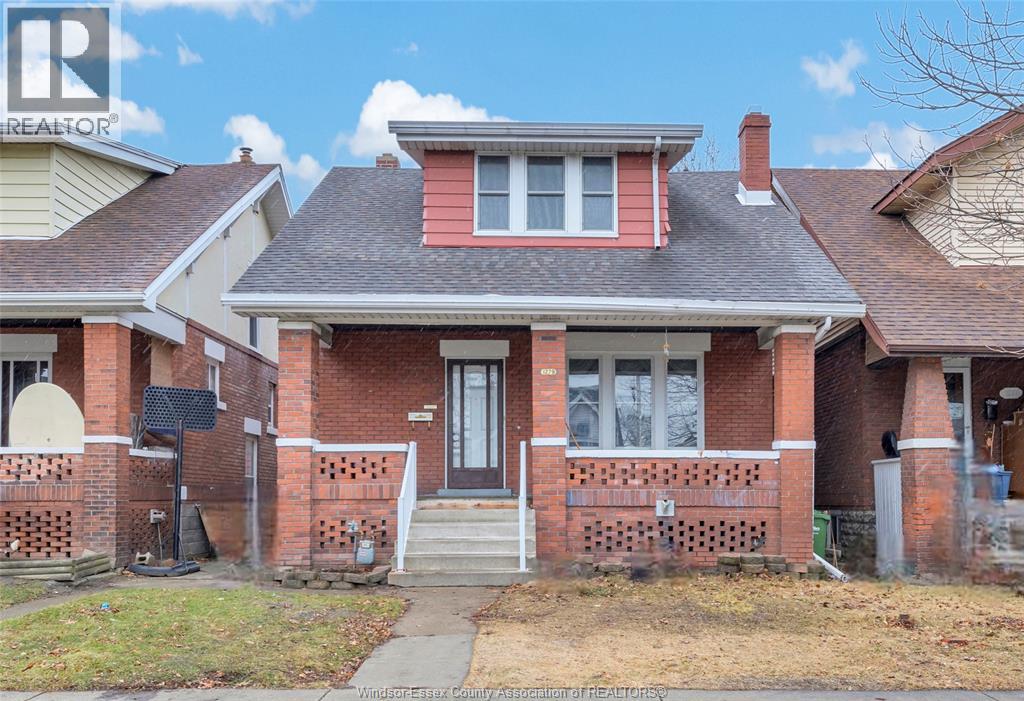 1279 Windermere, windsor, Ontario