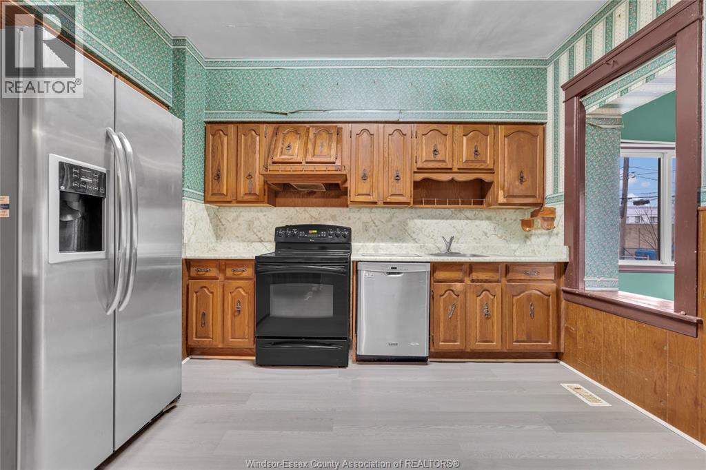 1279 Windermere, Windsor, Ontario N8Y 3E9 - Photo 3 - 26001168