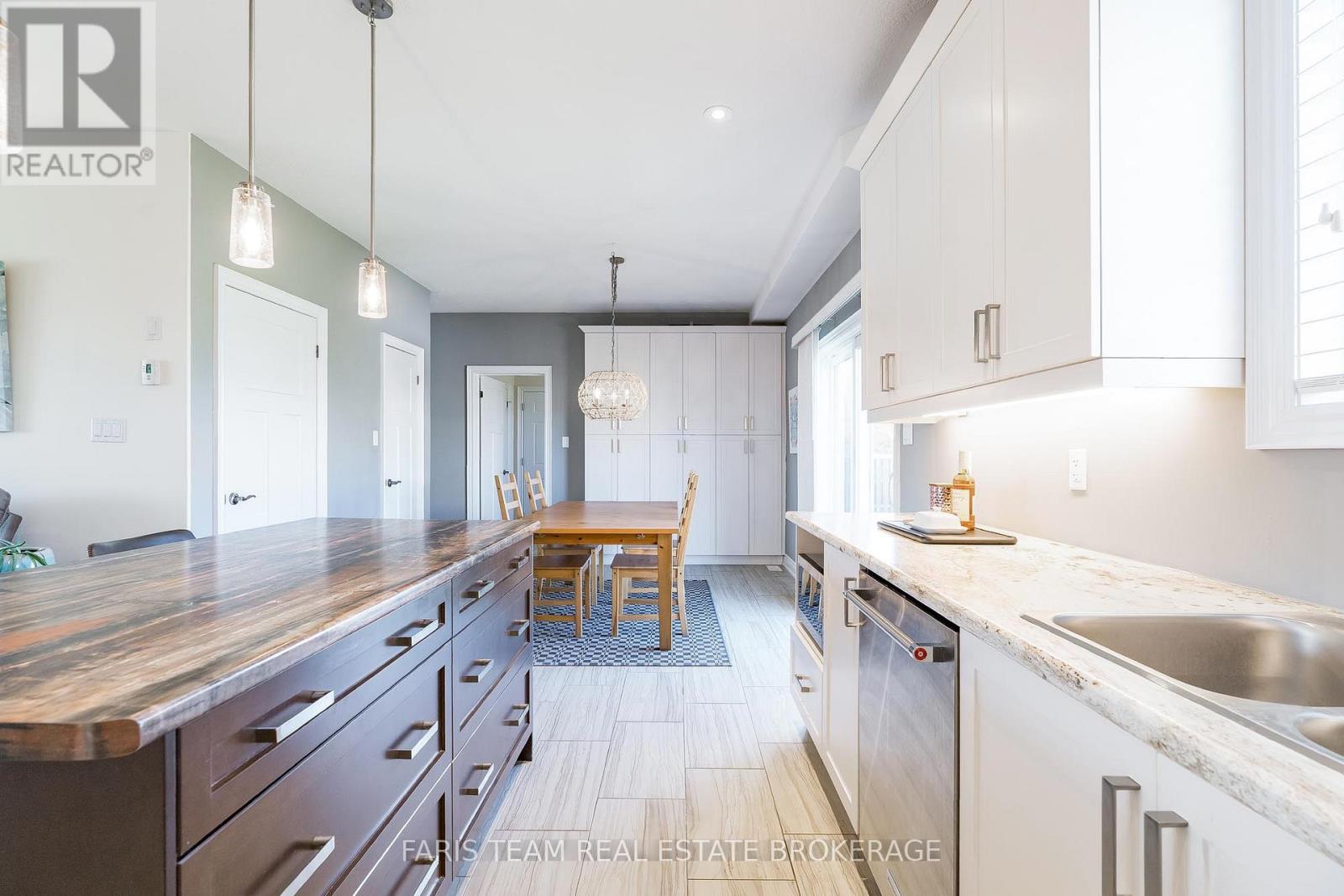 12 Grace Crescent, Oro-Medonte, Ontario  L0K 2G1 - Photo 12 - S12611964