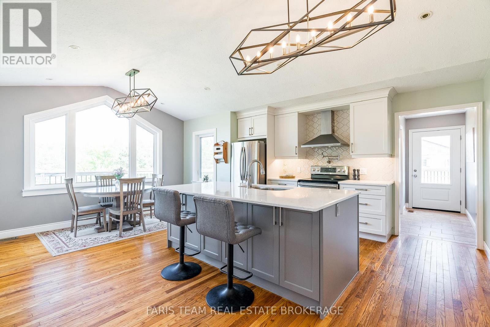 735519 West Back Line, West Grey, Ontario  N0C 1H0 - Photo 6 - X12589746