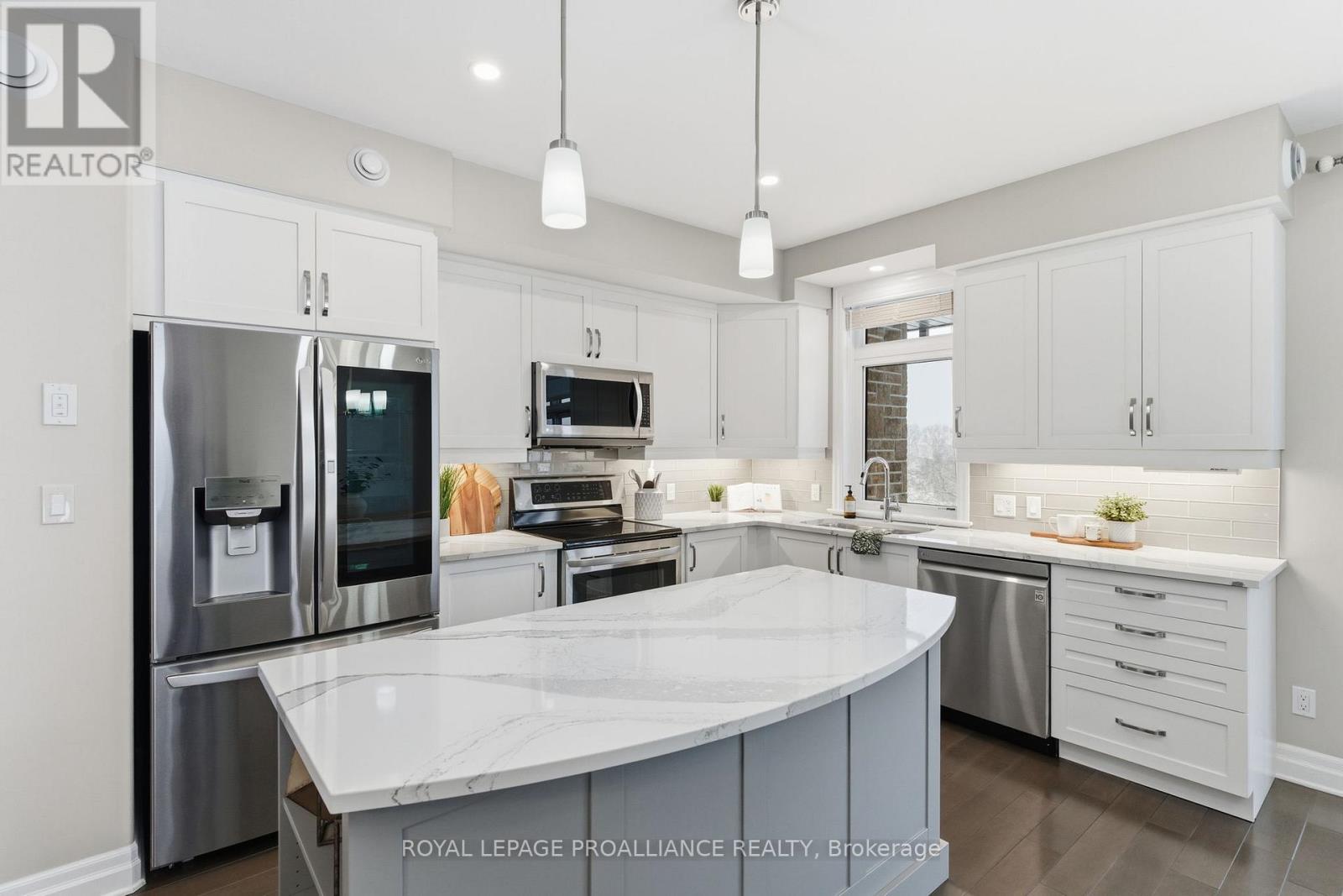 304 - 304-1109 Millwood Avenue, Brockville, Ontario  K6V 0C7 - Photo 10 - X12698514