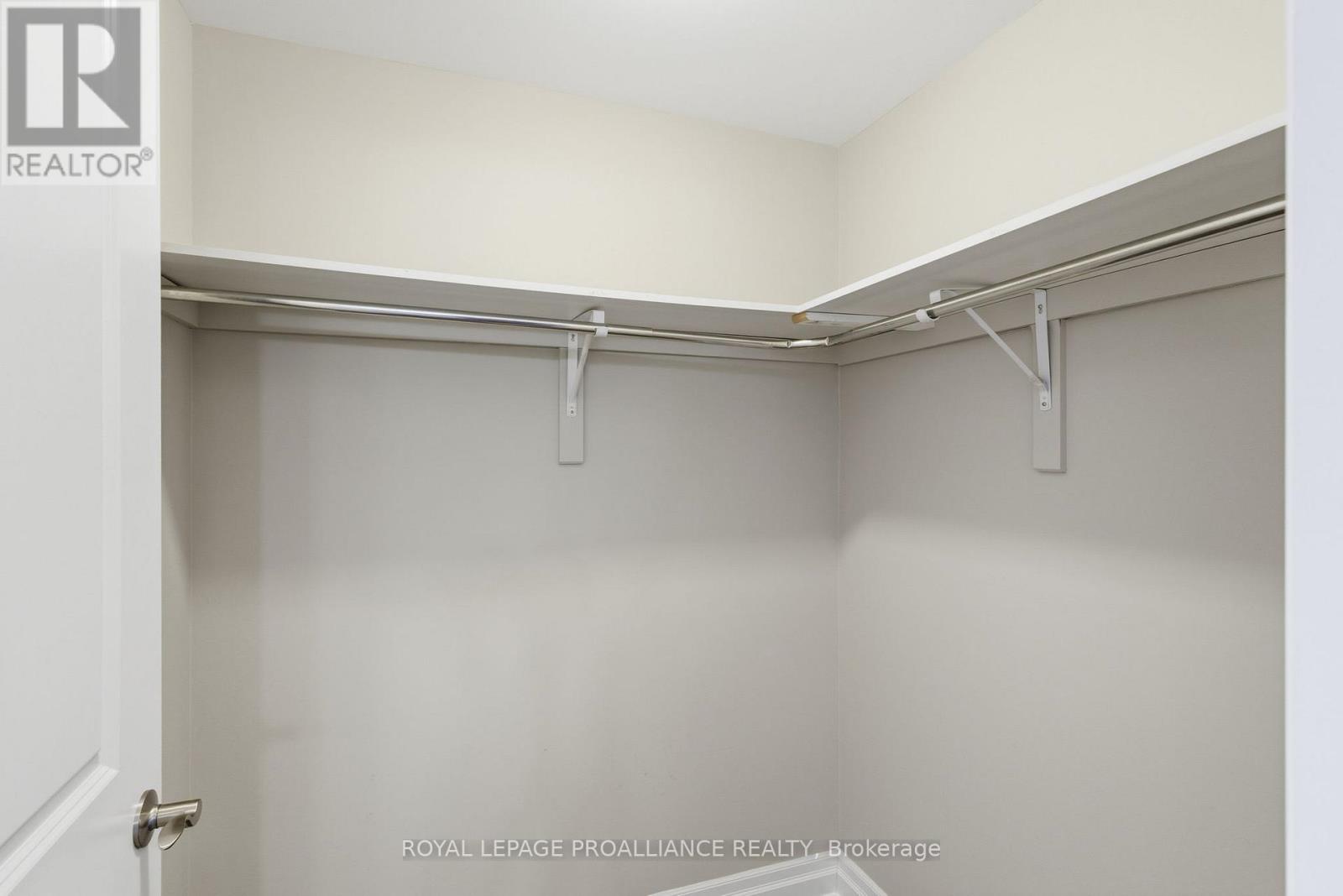 304 - 304-1109 Millwood Avenue, Brockville, Ontario  K6V 0C7 - Photo 23 - X12698514