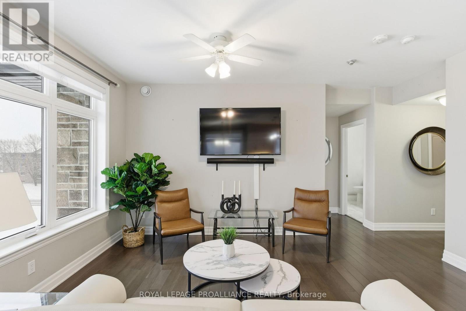 304 - 304-1109 Millwood Avenue, Brockville, Ontario  K6V 0C7 - Photo 8 - X12698514