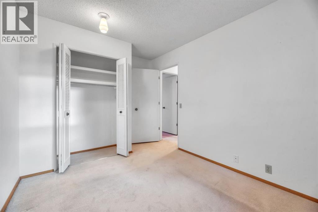 16 Thornwood Close Nw, Calgary, Alberta  T2K 5K3 - Photo 22 - A2279261