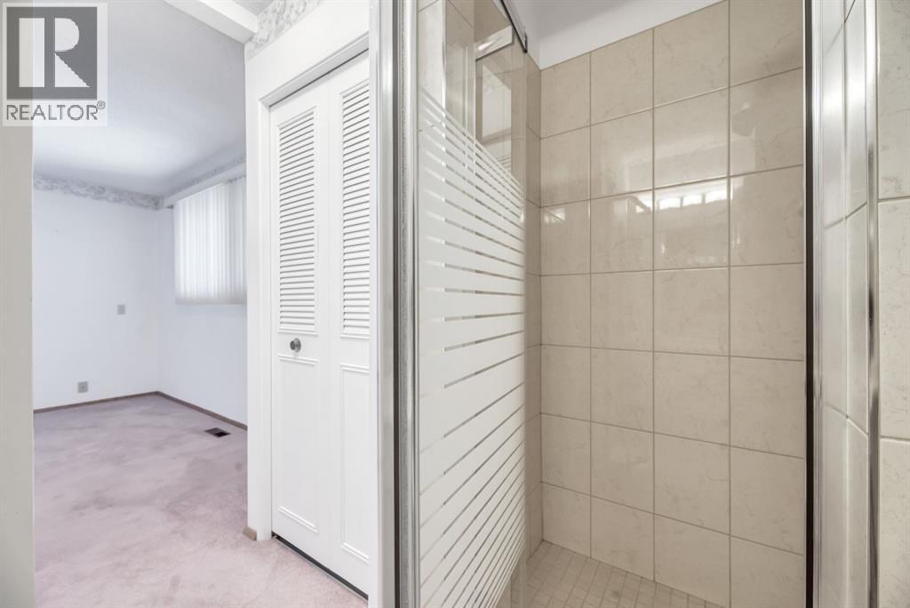 16 Thornwood Close Nw, Calgary, Alberta  T2K 5K3 - Photo 26 - A2279261