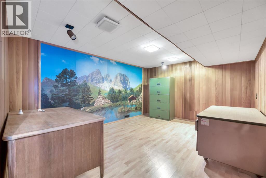 16 Thornwood Close Nw, Calgary, Alberta  T2K 5K3 - Photo 28 - A2279261