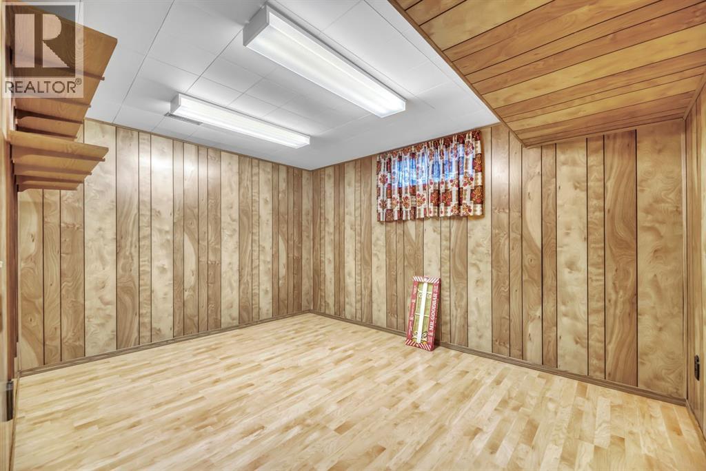 16 Thornwood Close Nw, Calgary, Alberta  T2K 5K3 - Photo 34 - A2279261