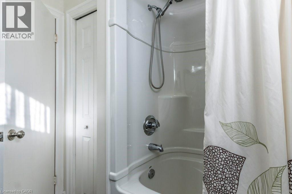 22 Redwing Road, Hamilton, Ontario  L9A 3Y9 - Photo 21 - 40794530