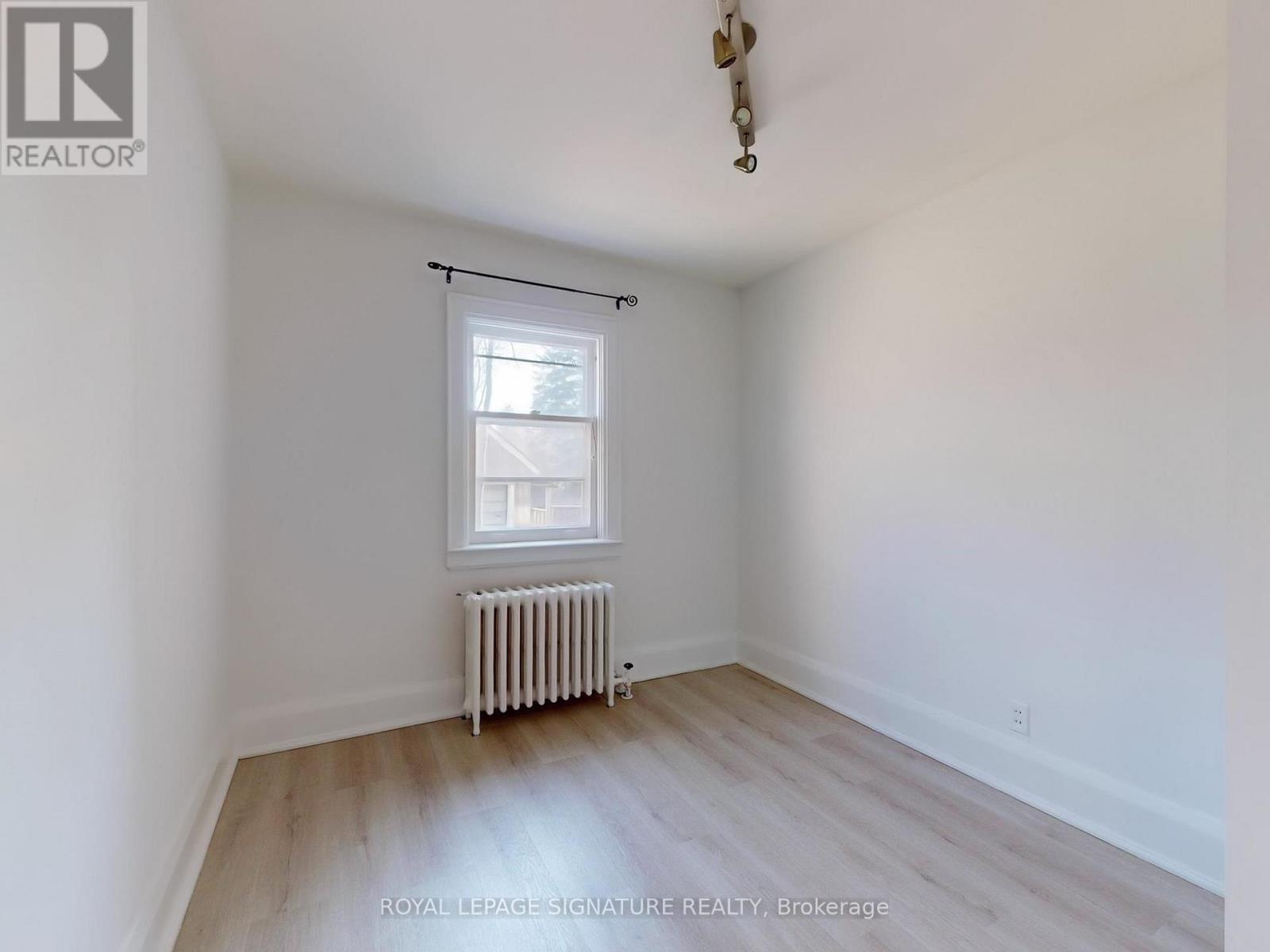 55 Banff Road, Toronto, Ontario  M4S 2V6 - Photo 17 - C12698480