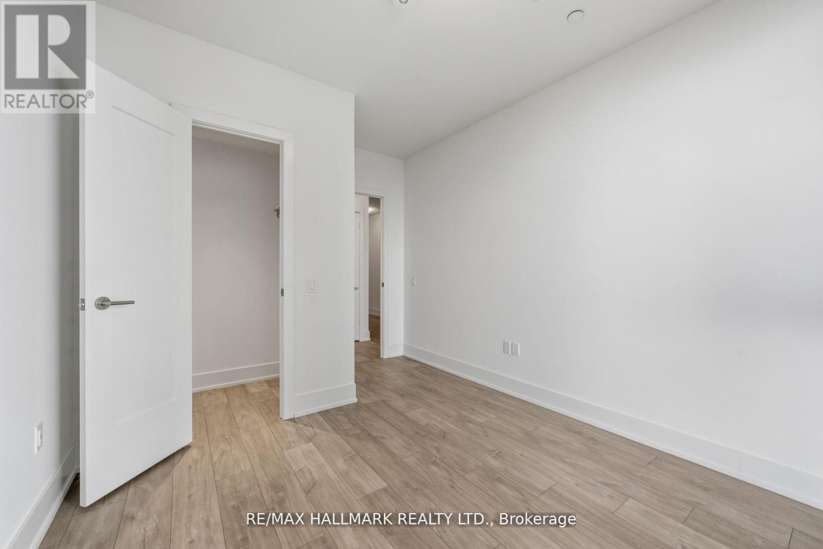 1906 - 10 Inn On The Park Drive, Toronto, Ontario  M3C 0P9 - Photo 15 - C12698498