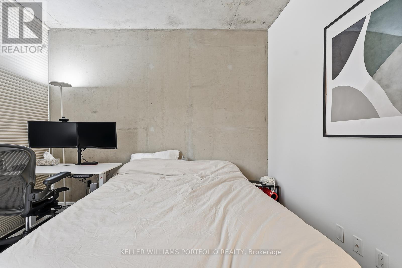 702 - 25 Oxley Street, Toronto, Ontario  M5V 2J5 - Photo 22 - C12698508