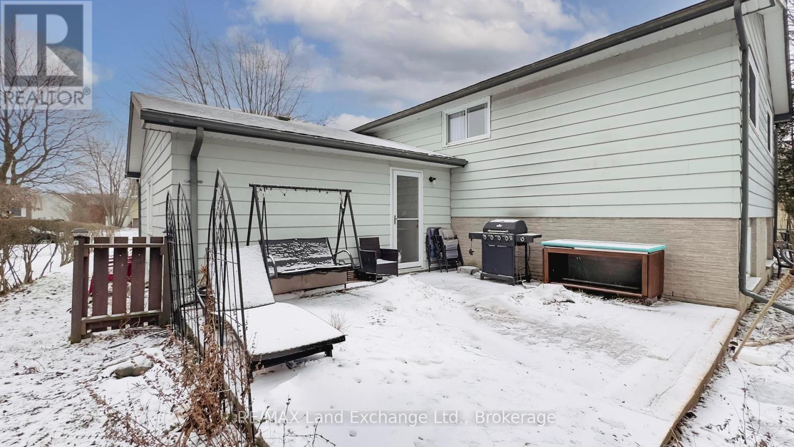 716 Palmateer Drive, Kincardine, Ontario  N2Z 1R3 - Photo 27 - X12697970