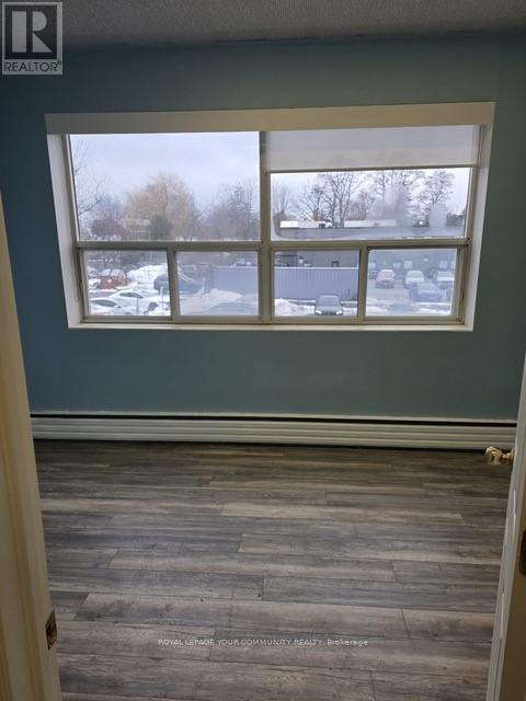 204 - 10212 Yonge Street, Richmond Hill, Ontario  L4C 3B6 - Photo 3 - N12698464