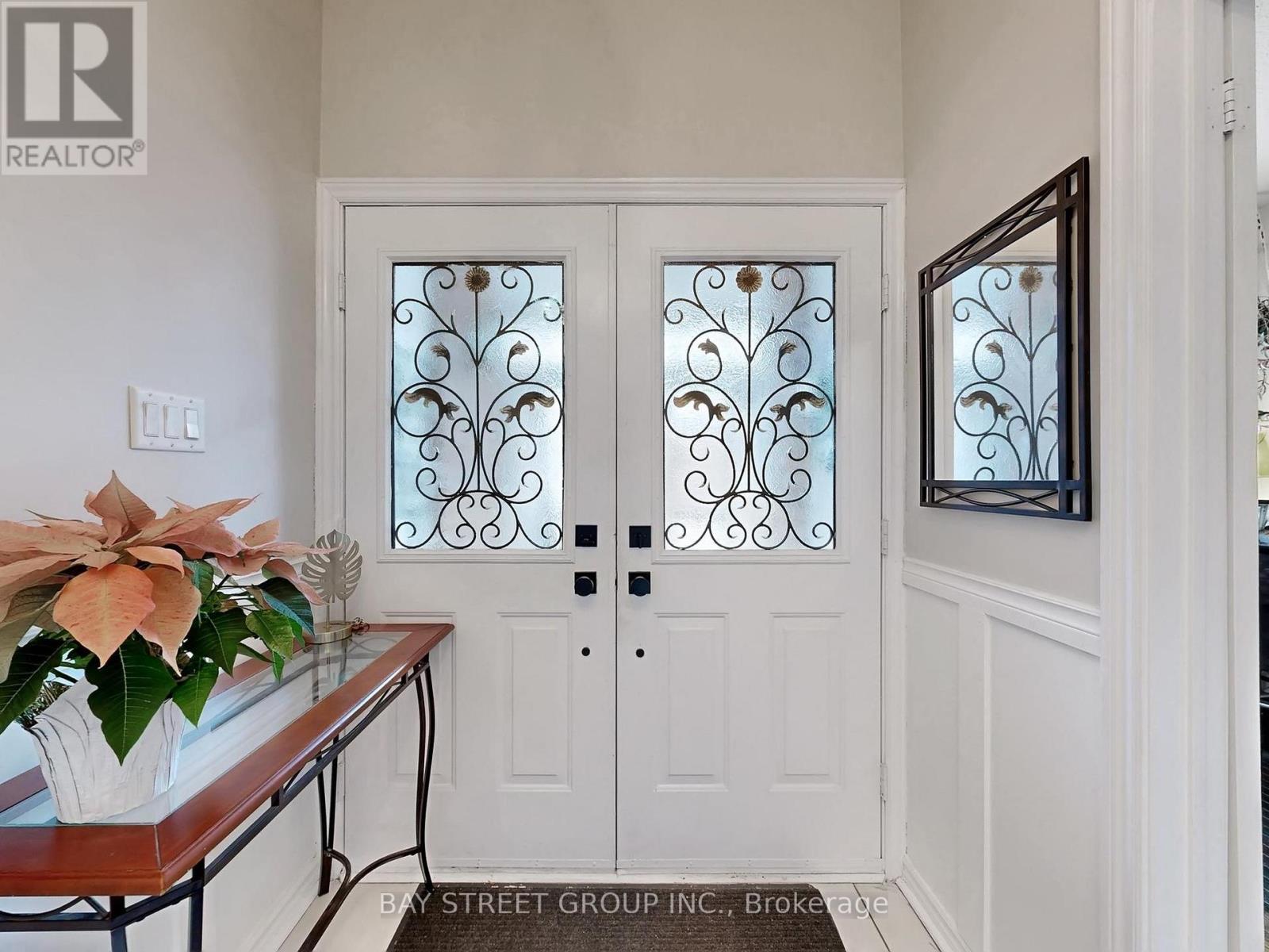 36 Durant Crescent, Markham, Ontario  L3S 3A1 - Photo 3 - N12698470