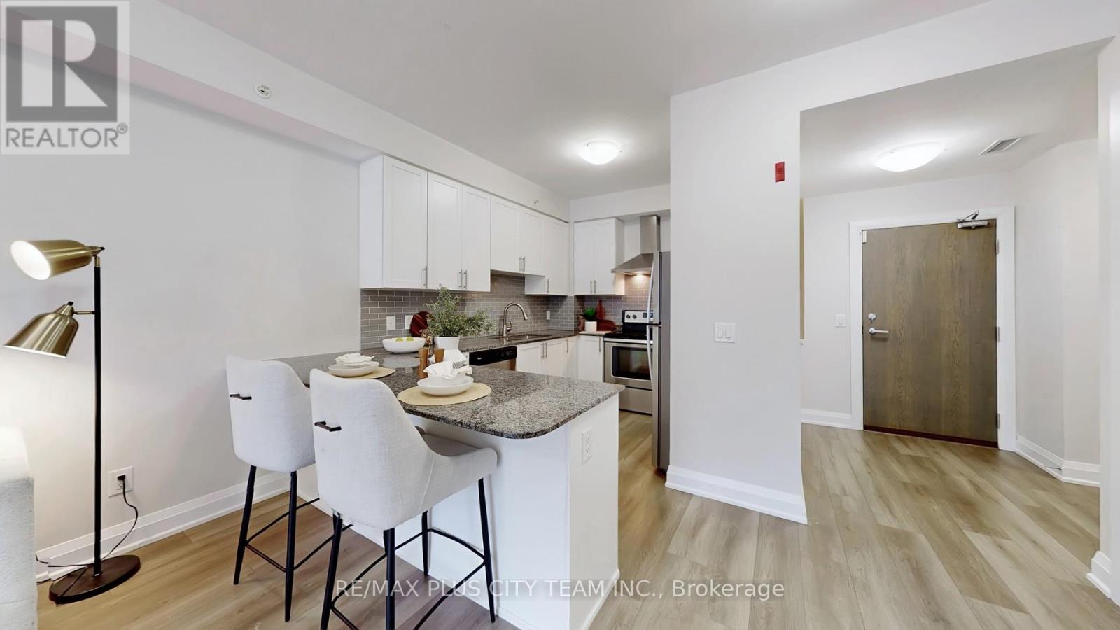 120 - 481 Rupert Avenue, Whitchurch-Stouffville, Ontario  L4A 1Y7 - Photo 7 - N12698488