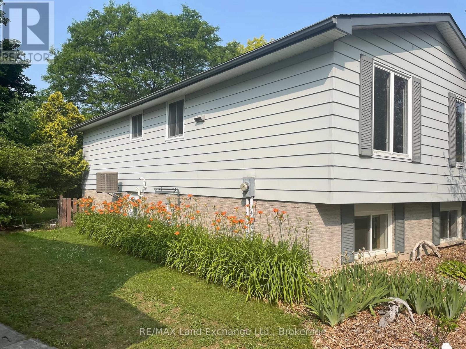 716 Palmateer Drive, Kincardine, Ontario  N2Z 1R3 - Photo 33 - X12697970