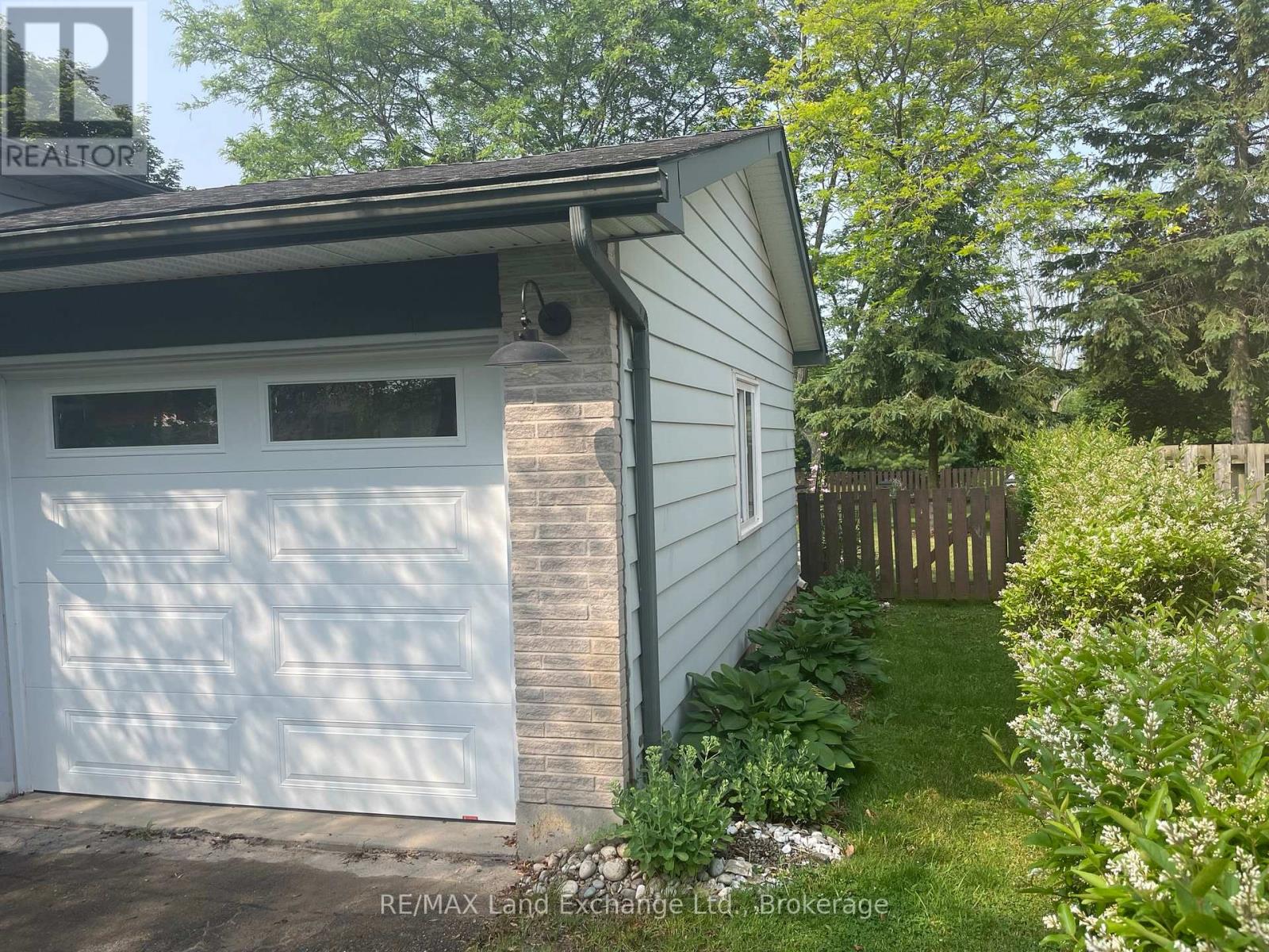 716 Palmateer Drive, Kincardine, Ontario  N2Z 1R3 - Photo 32 - X12697970