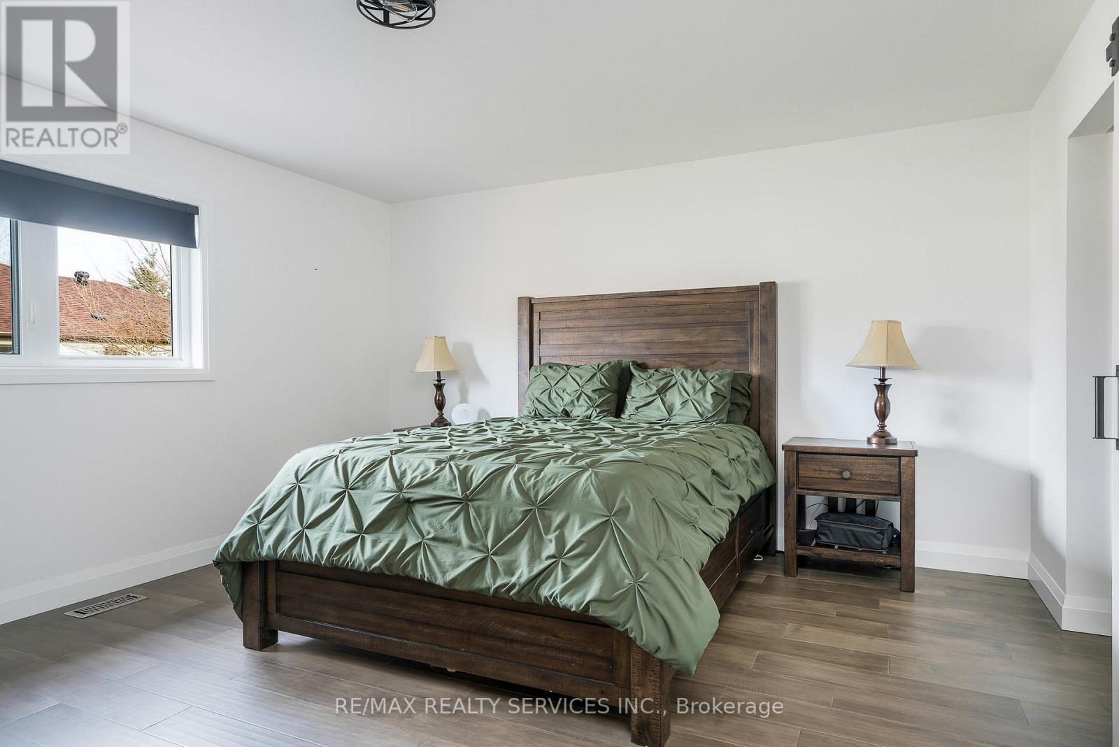 1 Acorn Crescent, Wasaga Beach, Ontario  L9Z 1B7 - Photo 14 - S12698472