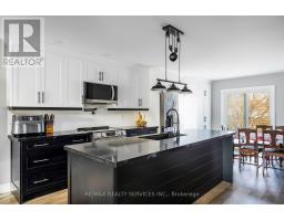 1 ACORN CRESCENT, Wasaga Beach, Ontario