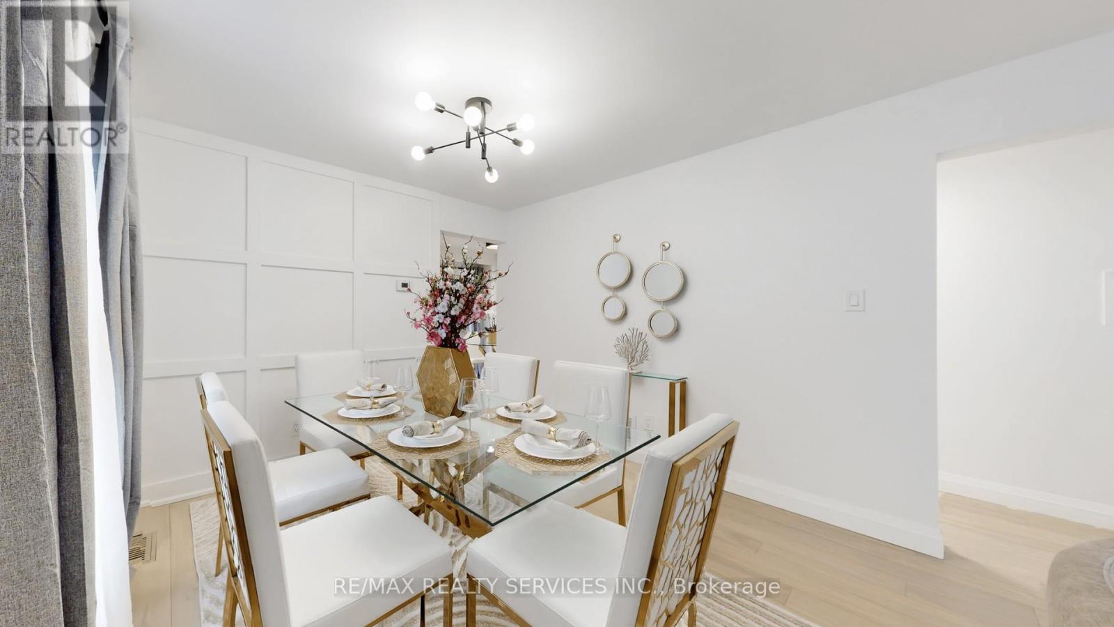 26 Mayfair Crescent, Brampton, Ontario  L6S 3N4 - Photo 12 - W12698478