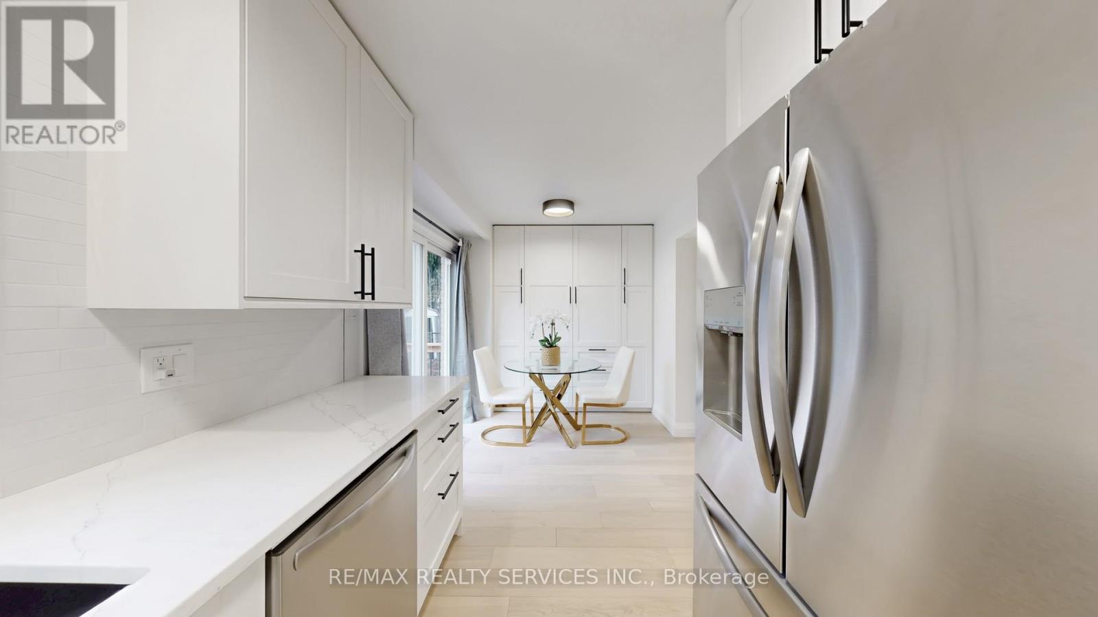 26 Mayfair Crescent, Brampton, Ontario  L6S 3N4 - Photo 17 - W12698478