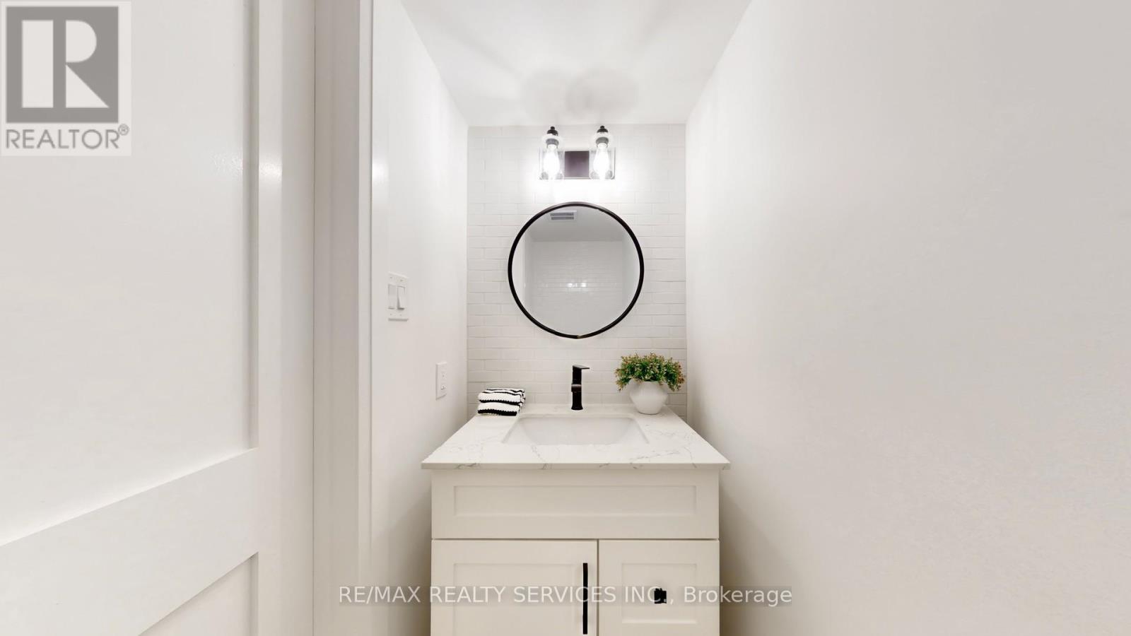 26 Mayfair Crescent, Brampton, Ontario  L6S 3N4 - Photo 21 - W12698478