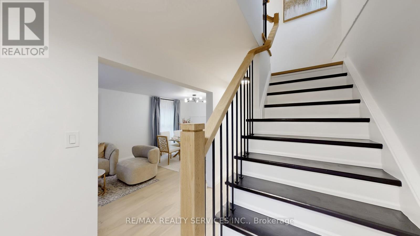 26 Mayfair Crescent, Brampton, Ontario  L6S 3N4 - Photo 22 - W12698478