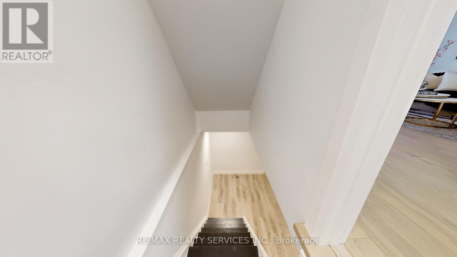 26 Mayfair Crescent, Brampton, Ontario  L6S 3N4 - Photo 32 - W12698478