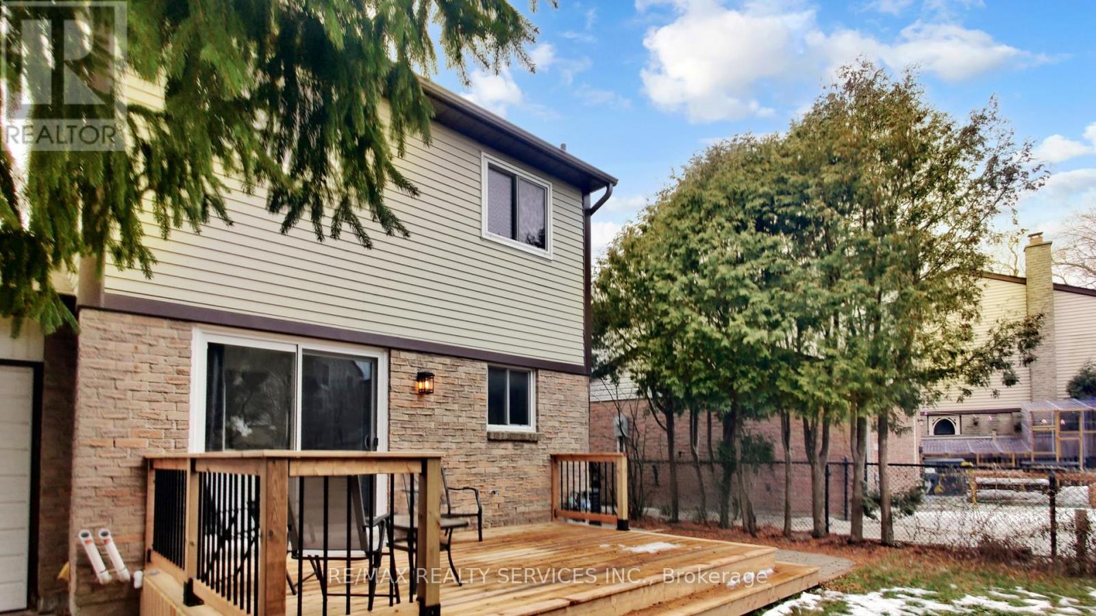 26 Mayfair Crescent, Brampton, Ontario  L6S 3N4 - Photo 43 - W12698478