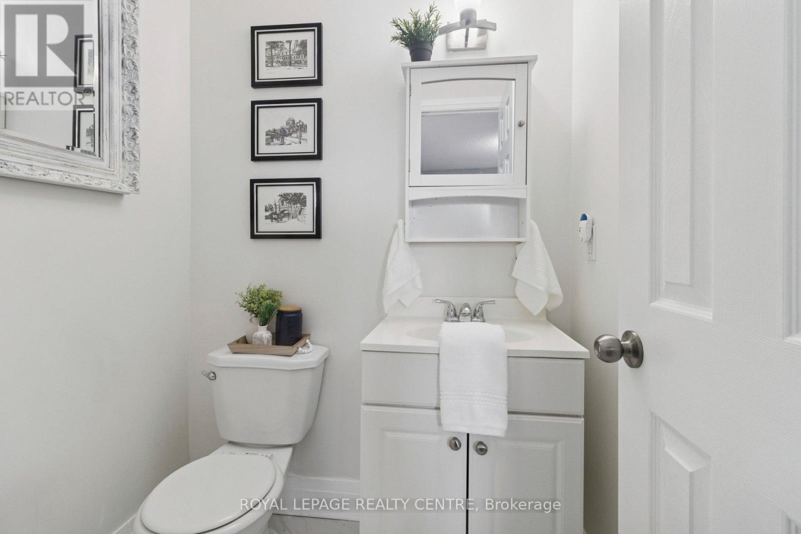 2775 Windjammer Road, Mississauga, Ontario  L5L 1T4 - Photo 17 - W12698502