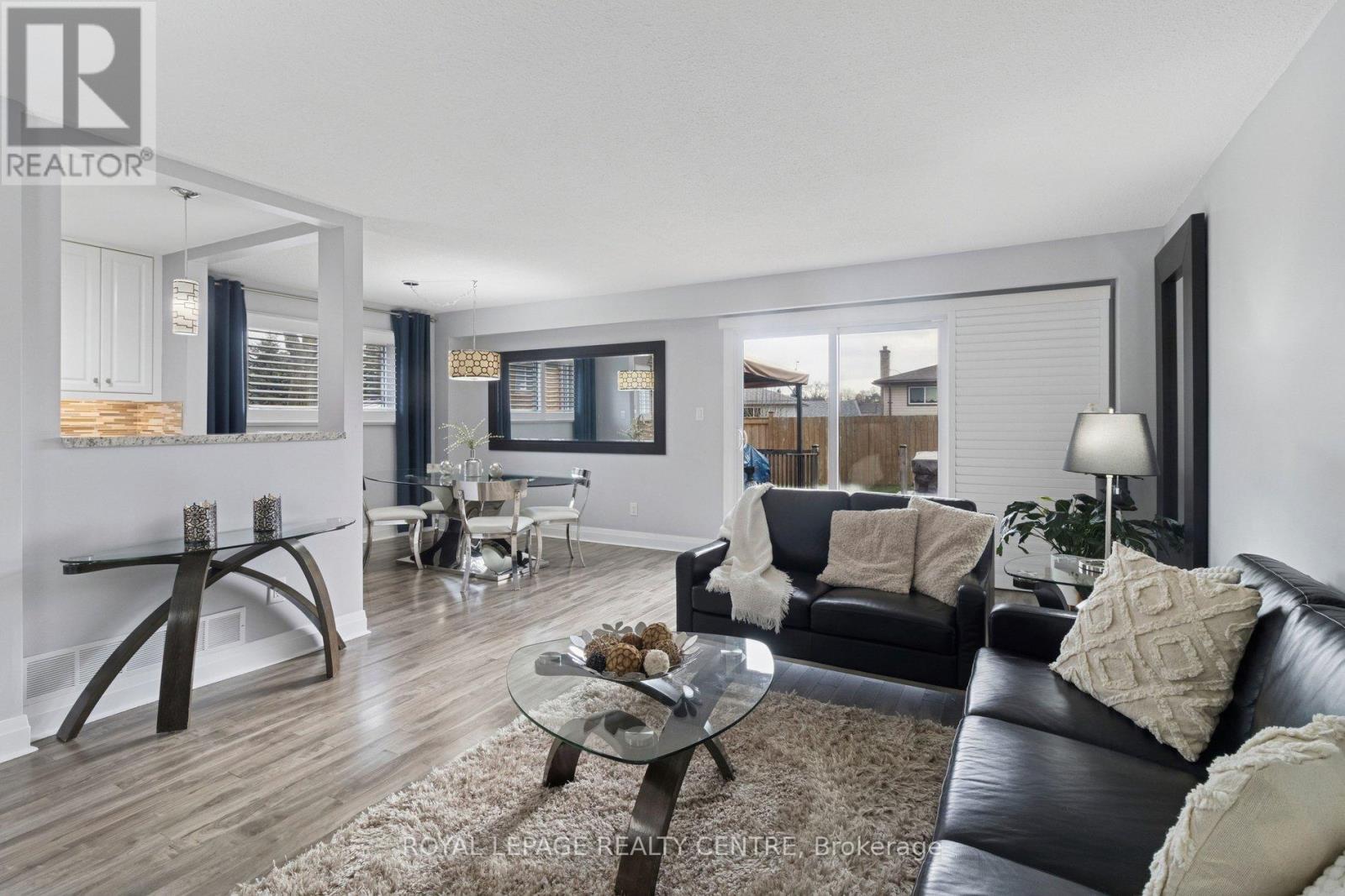 2775 Windjammer Road, Mississauga, Ontario  L5L 1T4 - Photo 4 - W12698502