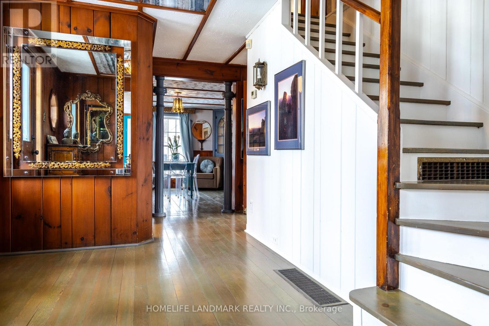 1927 Niagara Parkway, Fort Erie, Ontario  L2A 5M4 - Photo 3 - X12644060