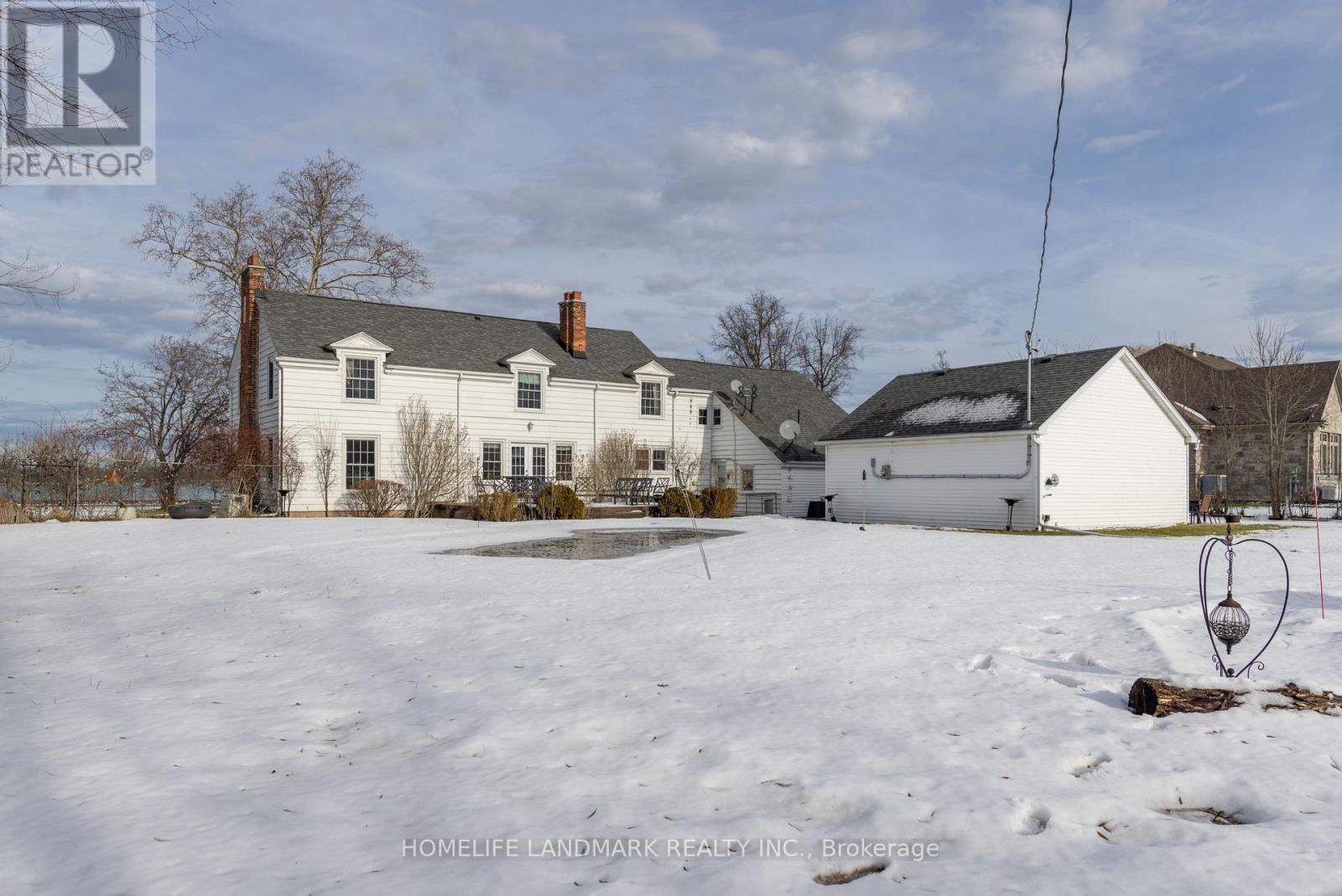 1927 Niagara Parkway, Fort Erie, Ontario  L2A 5M4 - Photo 37 - X12644060