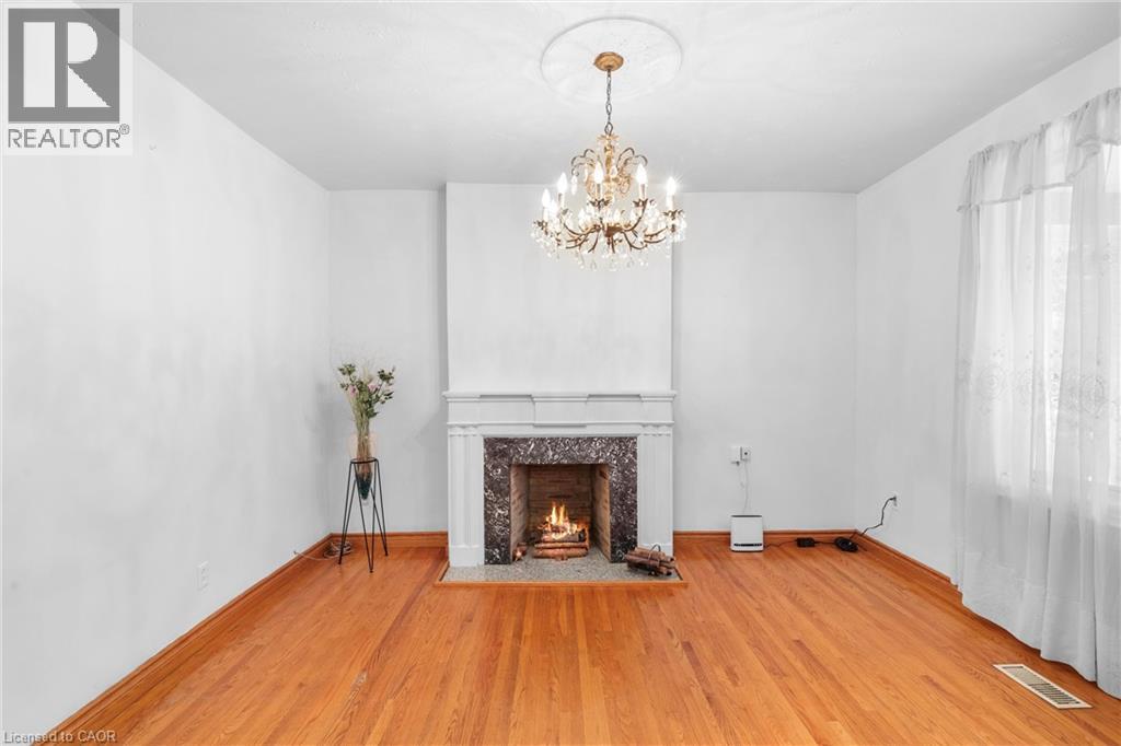 244 Grace Street, Toronto, Ontario  M6G 3A6 - Photo 5 - 40798215