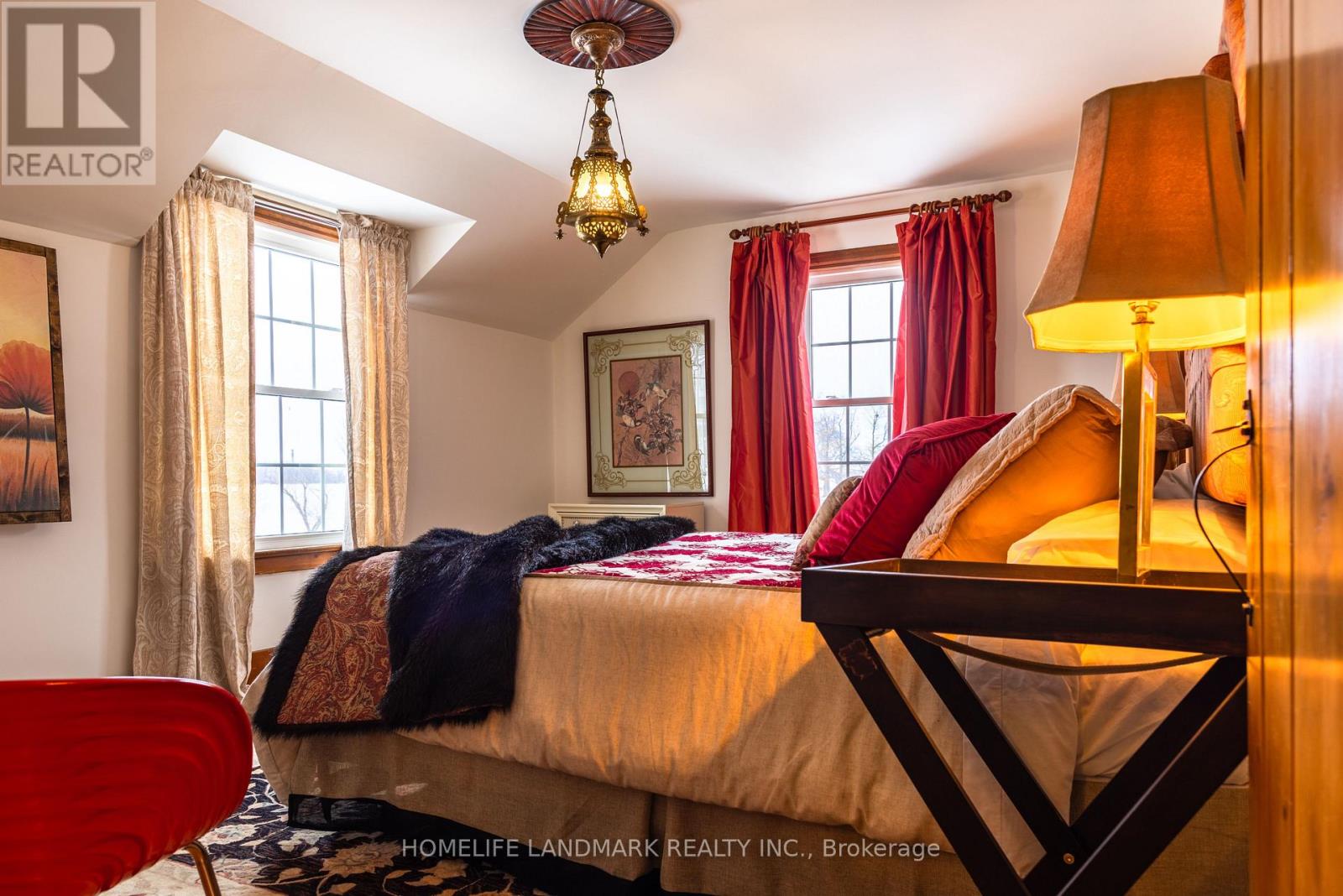 1927 Niagara Parkway, Fort Erie, Ontario  L2A 5M4 - Photo 15 - X12644060