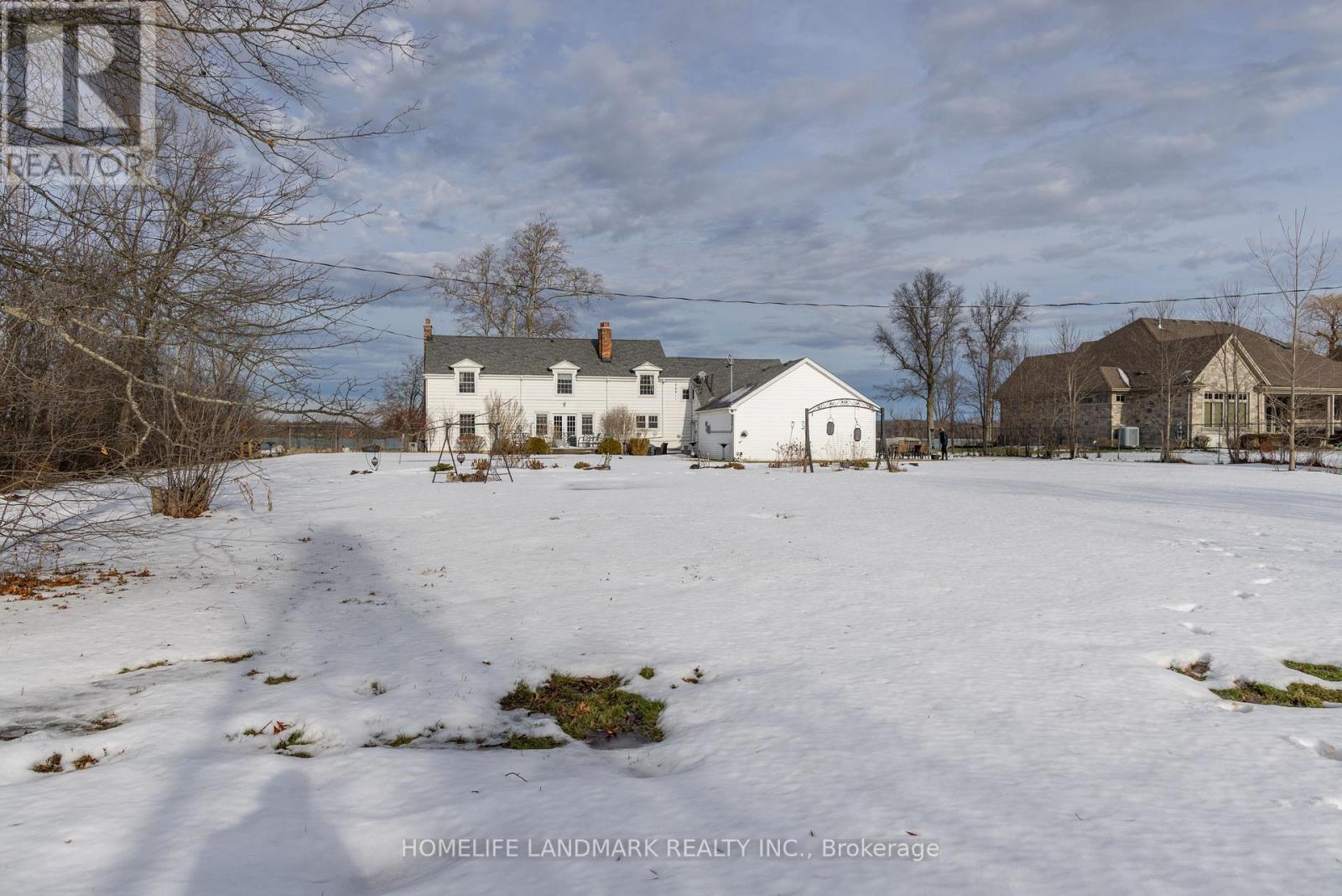 1927 Niagara Parkway, Fort Erie, Ontario  L2A 5M4 - Photo 29 - X12644060