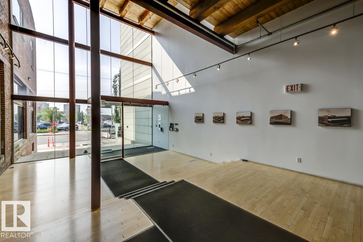 #208 10309 107 ST NW, Edmonton, Alberta