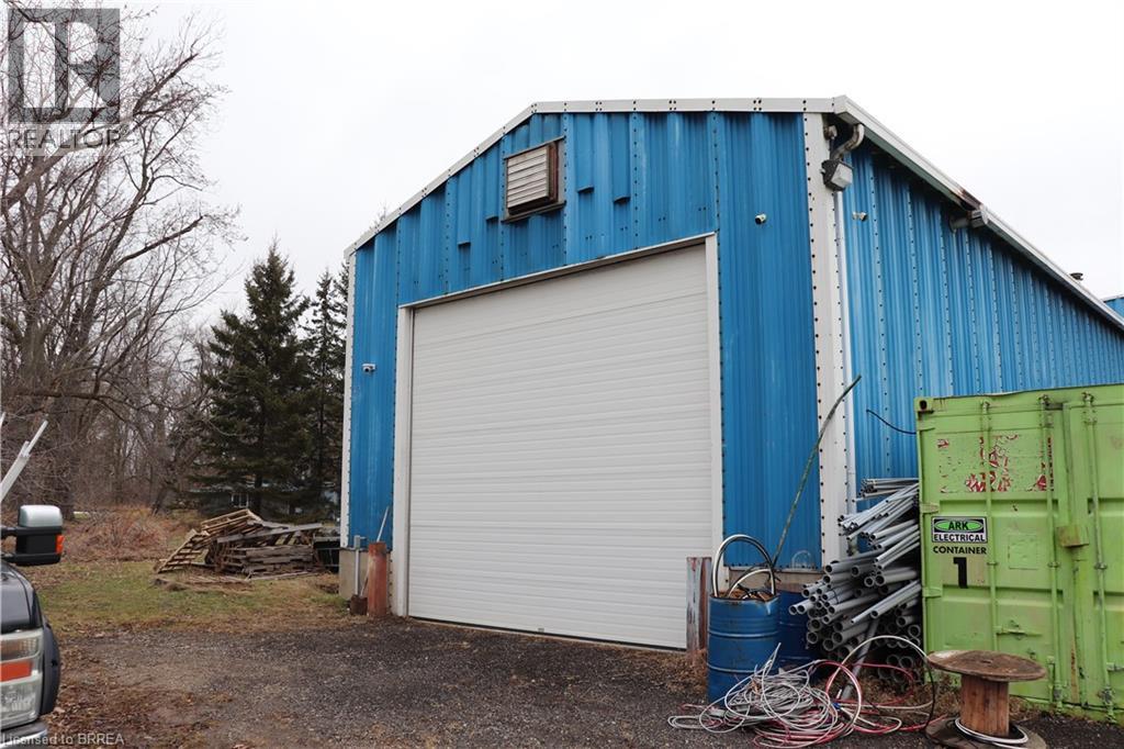 389 Paris Road Unit# D, Brantford, Ontario  N3T 5L8 - Photo 3 - 40798254