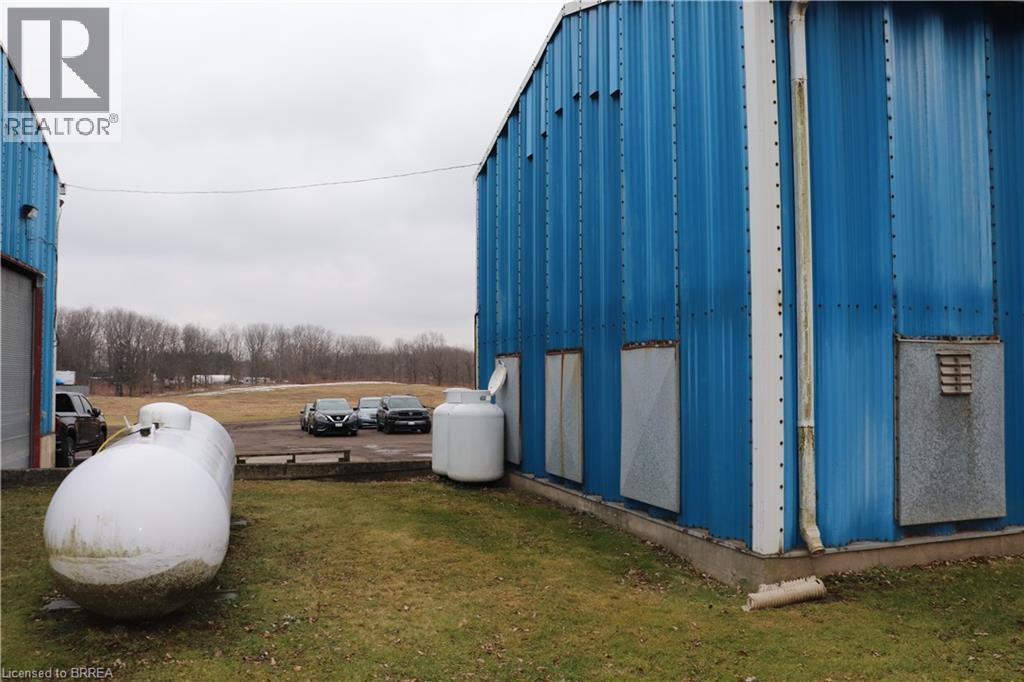 389 Paris Road Unit# D, Brantford, Ontario  N3T 5L8 - Photo 4 - 40798254