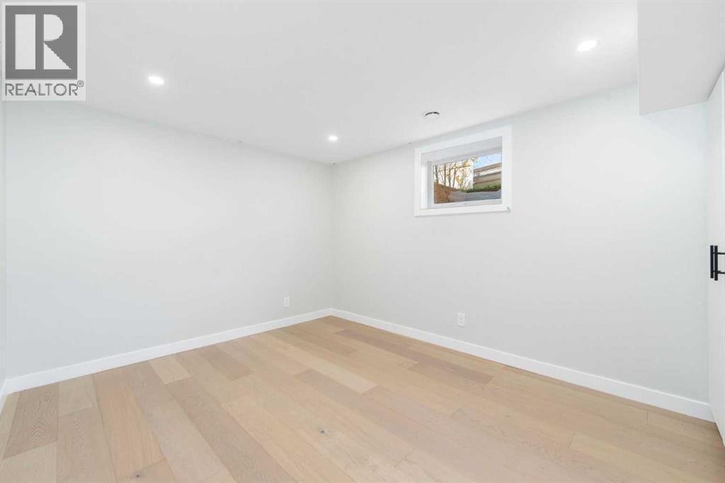 328 Cantrell Place Sw, Calgary, Alberta  T2W 2A3 - Photo 34 - A2279411