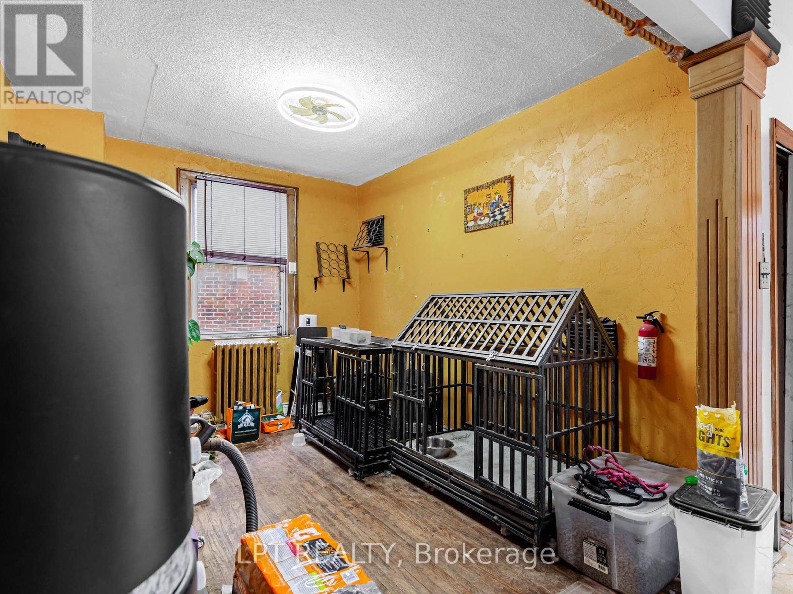 3 Raymore Drive, Toronto, Ontario  M9P 1W6 - Photo 13 - W12664530