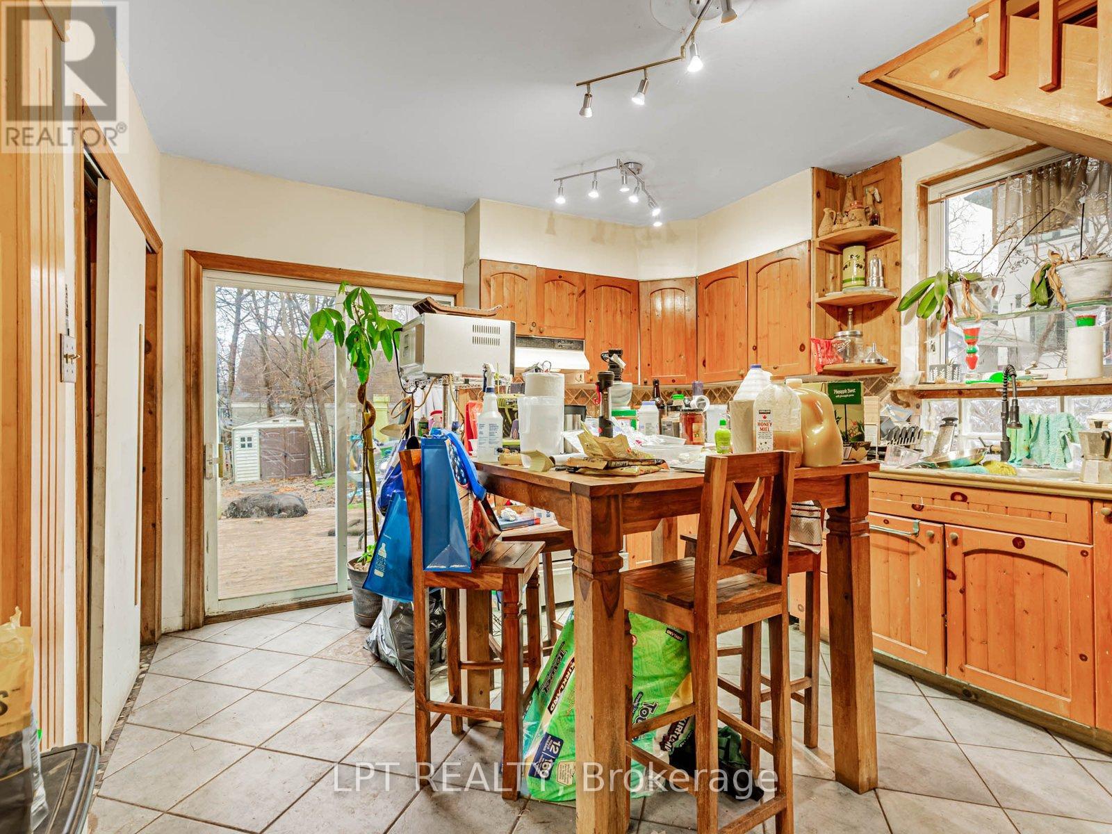 3 Raymore Drive, Toronto, Ontario  M9P 1W6 - Photo 14 - W12664530