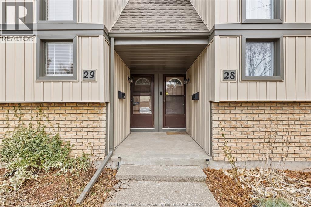 302 Vine Street Unit# 29, St. Catharines, Ontario  L2M 7M6 - Photo 3 - 26001167