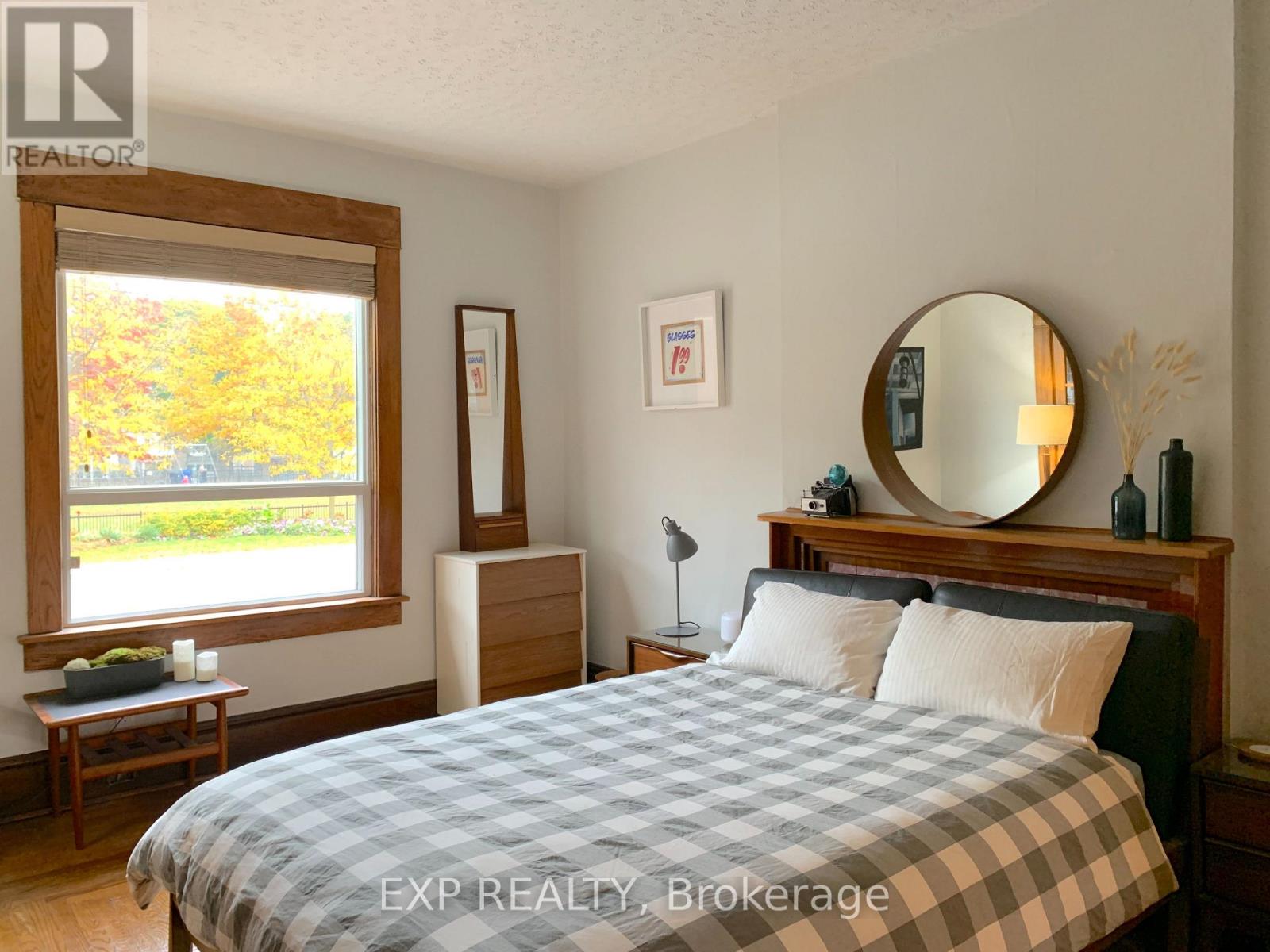 #1 - 280 Keele Street, Toronto, Ontario  M6P 2K4 - Photo 2 - W12649926