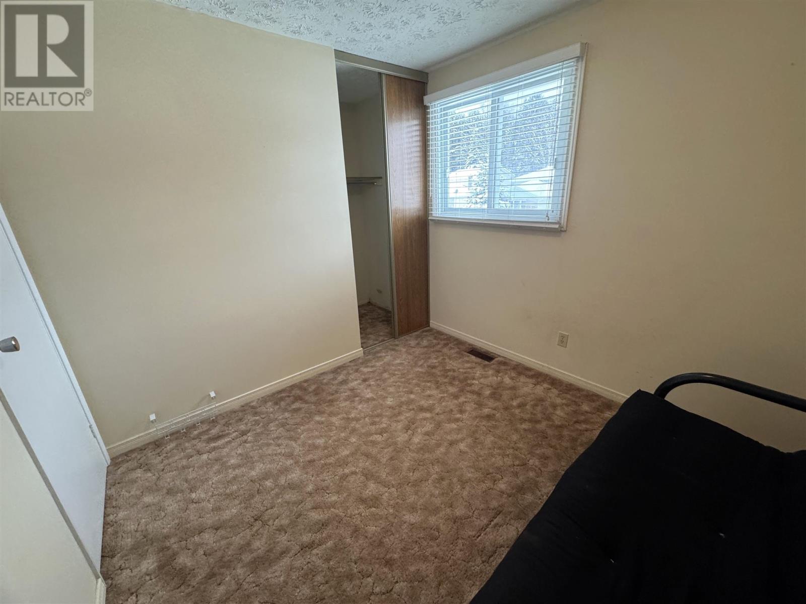 39 Hergott Ave, Elliot Lake, Ontario  P5A 3B1 - Photo 15 - SM253403