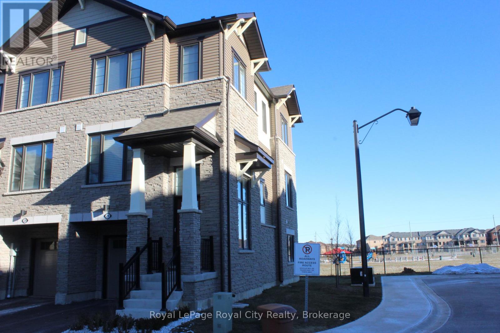 29 - 185 Bedrock Drive, Hamilton (Stoney Creek Mountain), Ontario  L8J 0M5 - Photo 3 - X12698566