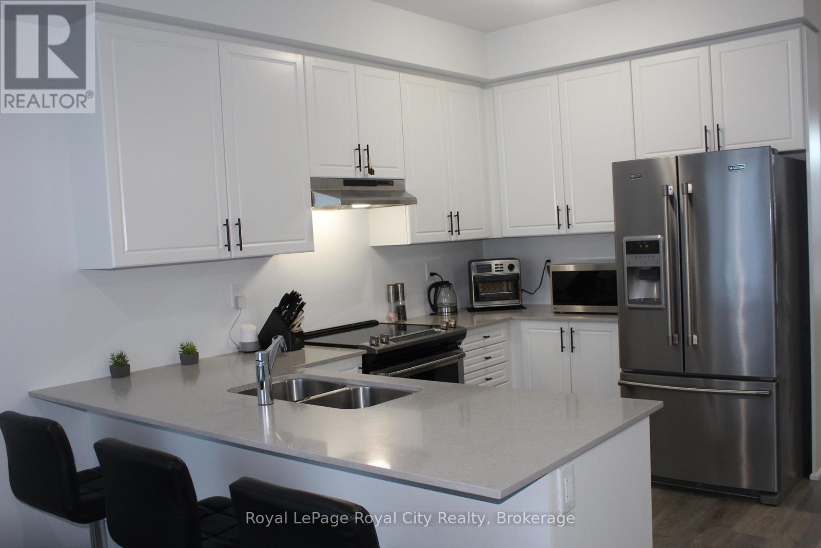 29 - 185 Bedrock Drive, Hamilton (Stoney Creek Mountain), Ontario  L8J 0M5 - Photo 6 - X12698566